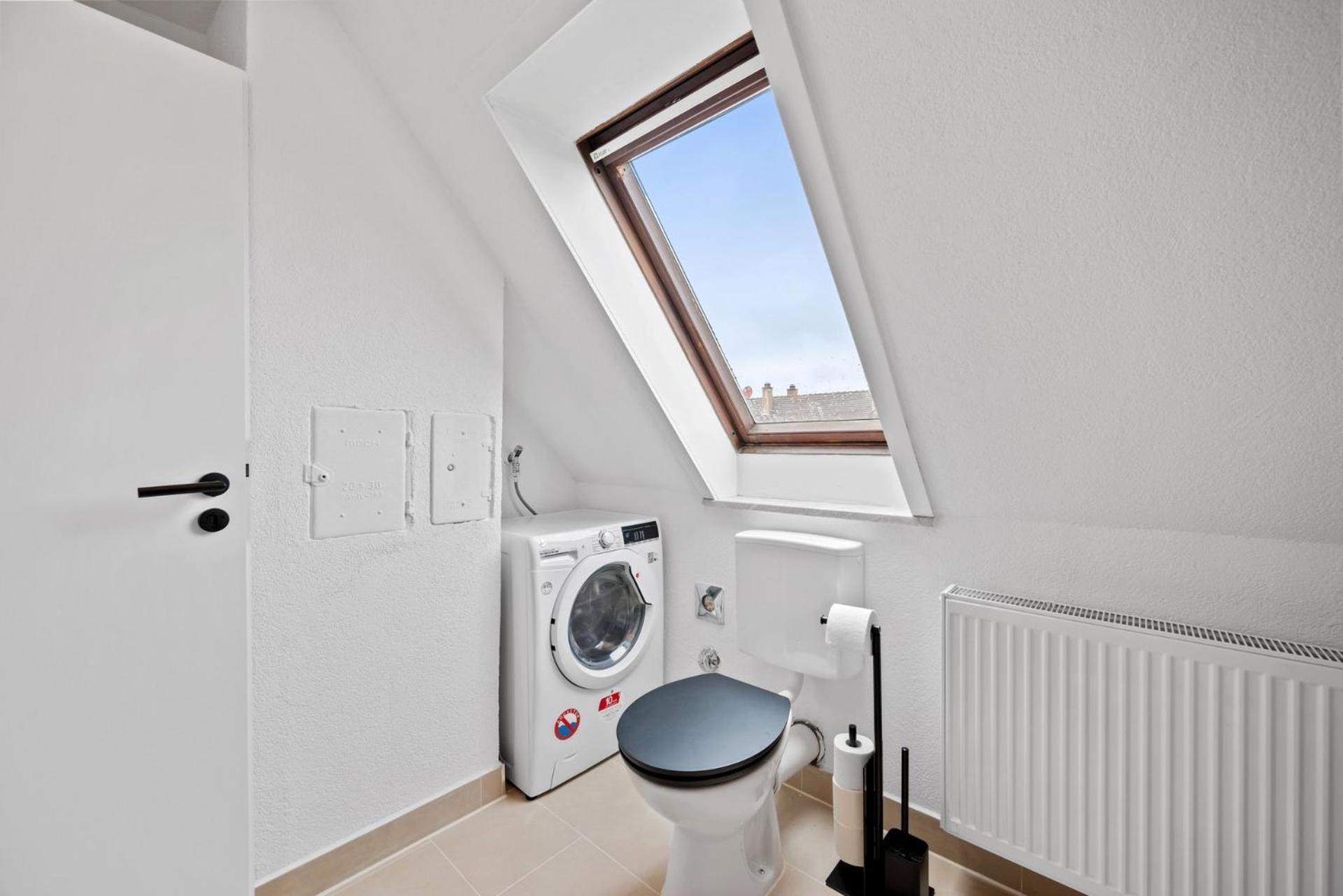 Malu Rooms - Top Lage, Kostenloser Parkplatz, Klima, Netflix, 24H Checkin Ludwigsburg Esterno foto